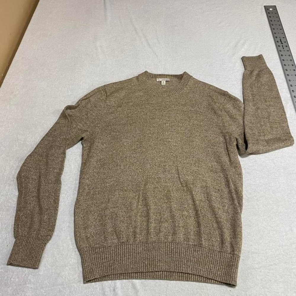 Gap designed & crafted men medium Beige cotton sweater. SKU240